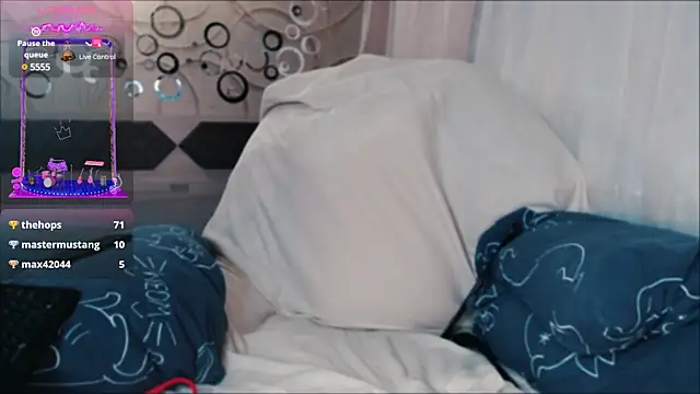 tia meow online show from January 15, 2025, 12:30 am