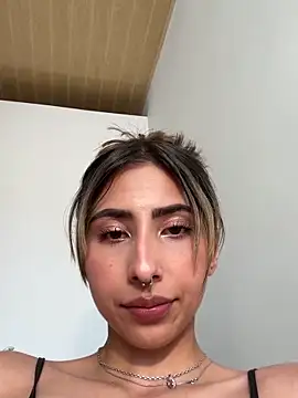 Ameellie online show from February 2, 2025, 6:53 pm