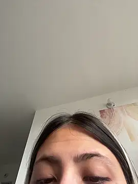 Ameellie online show from January 18, 2026, 3:27 pm