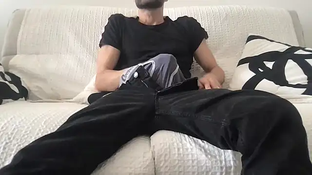 Snapshot of athenphysics chatting on December 18, 2025, 12:33 pm athenphysics online show from December 18, 2025, 12:33 pm