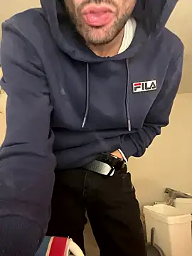 Snapshot of athenphysics chatting on January 5, 2026, 7:39 pm athenphysics online show from January 5, 2026, 7:39 pm