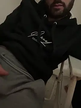 Snapshot of athenphysics chatting on February 18, 2026, 12:06 am athenphysics online show from February 18, 2026, 12:06 am