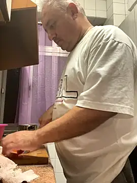 Russirayu online show from October 15, 2025, 6:30 pm