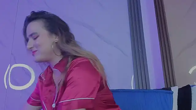 CandyQueenGold online show from February 5, 2026, 7:07 pm