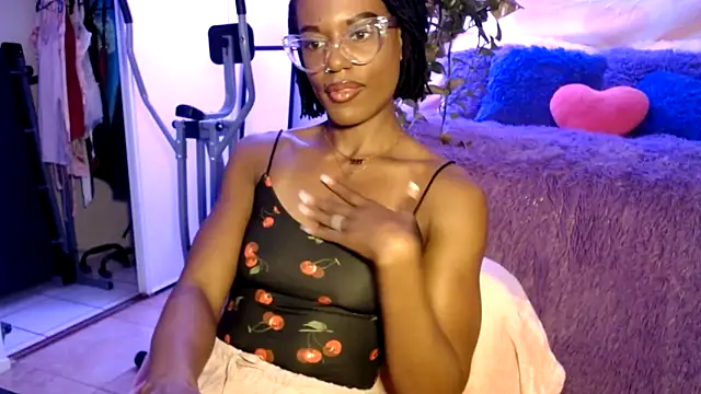 Snapshot of CocoSage chatting on June 11, 2026, 5:22 pm CocoSage online show from June 11, 2026, 5:22 pm