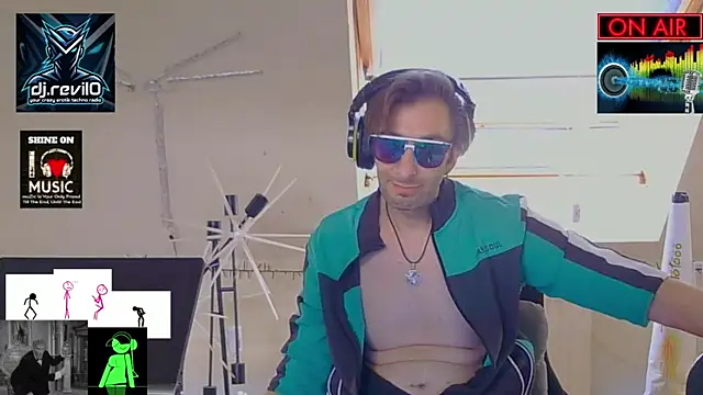 RevilO1180 online show from April 18, 2026, 11:14 am