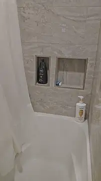 bigdeal698 online show from December 15, 2025, 5:23 am