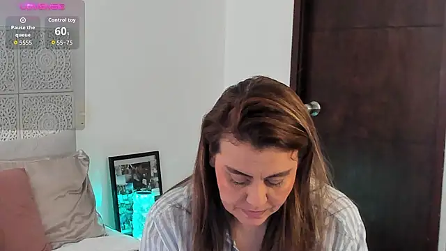 V monse online show from March 25, 2026, 3:18 pm