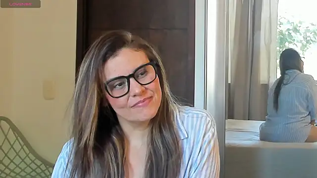V monse online show from July 10, 2026, 2:52 pm