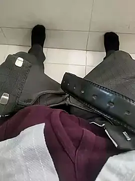 samlord261 online show from December 11, 2024, 9:30 am