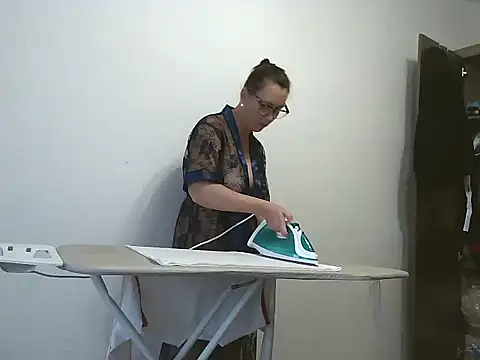 Ulyana72882 online show from December 3, 2024, 9:33 am