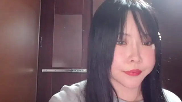 Snapshot of NATINATU252525 chatting on April 19, 2026, 1:10 pm NATINATU252525 online show from April 19, 2026, 1:10 pm