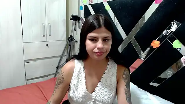 Snapshot of katery_wok11 chatting on May 19, 2026, 4:19 am katery wok11 online show from May 19, 2026, 4:19 am