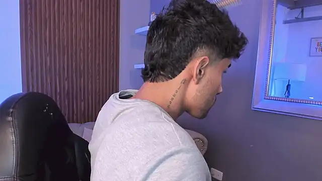 liam collins21 online show from March 14, 2025, 11:45 am