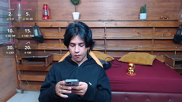 Snapshot of alex_477 chatting on May 9, 2026, 11:37 am alex 477 online show from May 9, 2026, 11:37 am