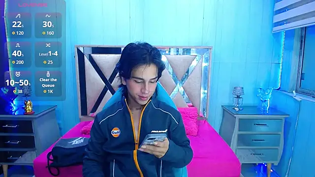 Snapshot of alex_477 chatting on May 14, 2026, 11:39 am alex 477 online show from May 14, 2026, 11:39 am