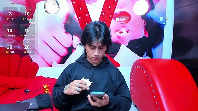 Snapshot of alex_477 chatting on May 26, 2026, 11:39 am alex 477 online show from May 26, 2026, 11:39 am