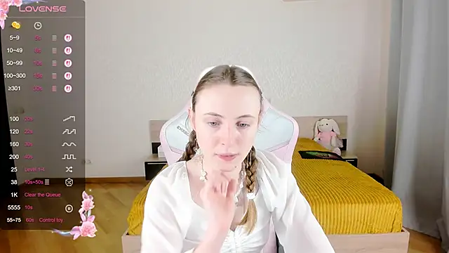 Cowell Adelina online show from September 22, 2025, 9:55 am