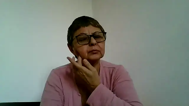 roseblak42 online show from October 22, 2025, 2:28 pm