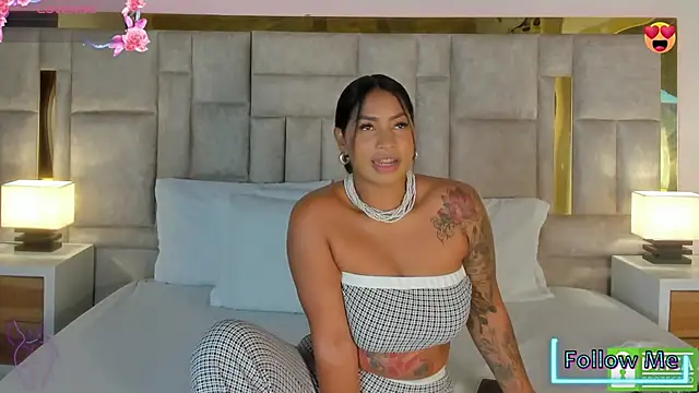 Miss Abigail  online show from March 21, 2025, 1:01 pm