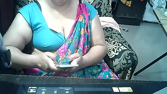 Punambhabisexy online show from November 3, 2025, 3:35 pm