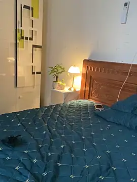 Snapshot of Ruby_bear chatting on February 24, 2025, 4:38 am Ruby bear online show from February 24, 2025, 4:38 am