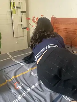 Snapshot of Ruby_bear chatting on March 8, 2025, 5:49 am Ruby bear online show from March 8, 2025, 5:49 am