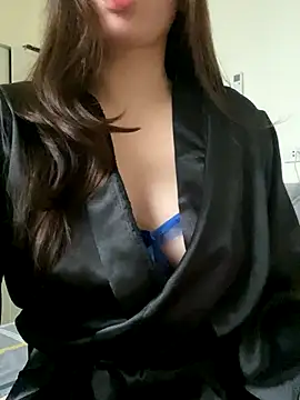 Snapshot of Ruby_bear chatting on November 4, 2025, 4:33 am Ruby bear online show from November 4, 2025, 4:33 am