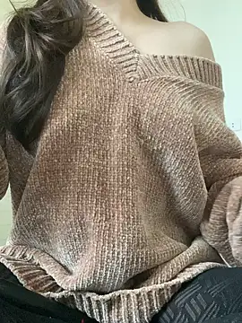 Snapshot of Ruby_bear chatting on November 19, 2025, 4:45 am Ruby bear online show from November 19, 2025, 4:45 am