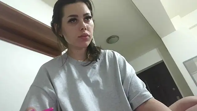 LovelyJulliette online show from March 7, 2026, 6:49 pm