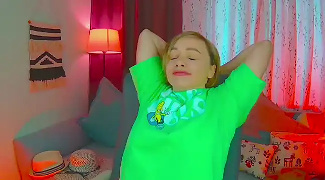 NandiSmile online show from March 10, 2025, 7:42 am