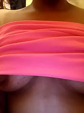 Blueecherry online show from December 11, 2024, 7:46 pm