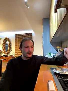 Adventurehotman online show from December 6, 2024, 12:45 am