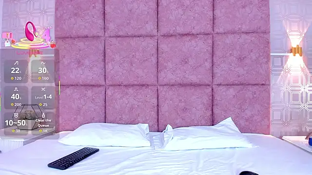 LiaVelez online show from February 14, 2026, 1:30 pm