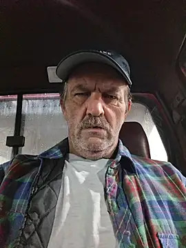 Hotbodyscottie online show from February 21, 2026, 8:37 am