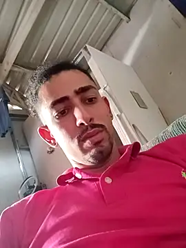 Snapshot of ellechozo chatting on November 12, 2025, 5:57 pm ellechozo online show from November 12, 2025, 5:57 pm