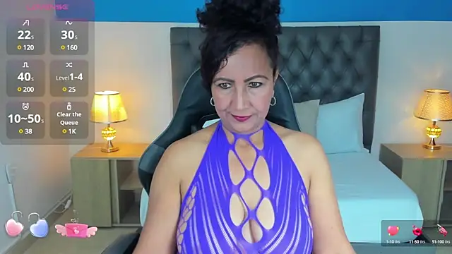 yosselin23 online show from January 23, 2025, 12:19 pm