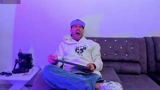 Camila Coxx online show from January 7, 2026, 10:01 pm