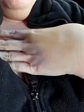 ashezjxm8698 online show from February 1, 2025, 8:16 pm