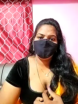 Snapshot of melina214 chatting on March 14, 2025, 4:10 am melina214 online show from March 14, 2025, 4:10 am