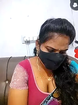 melina214 online show from February 26, 2026, 5:06 am