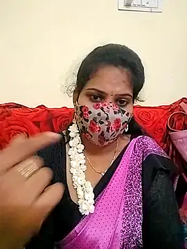 melina214 online show from April 16, 2026, 3:57 pm