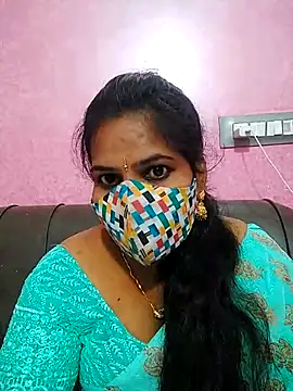 melina214 online show from June 22, 2026, 4:48 pm