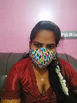 melina214 online show from June 28, 2026, 4:02 pm