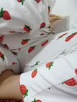 Bombamom online show from April 1, 2026, 6:25 am