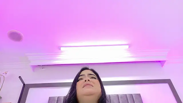 MeryStone online show from March 12, 2026, 4:07 am