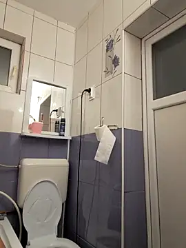 hornny1995 online show from February 2, 2026, 6:39 pm