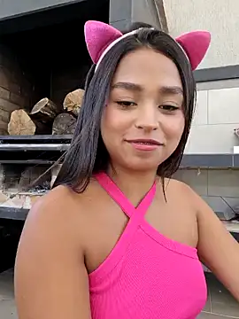 Juli Walker online show from January 30, 2025, 2:15 pm