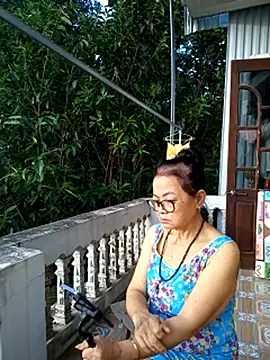 Hotestlove online show from October 3, 2025, 11:35 pm