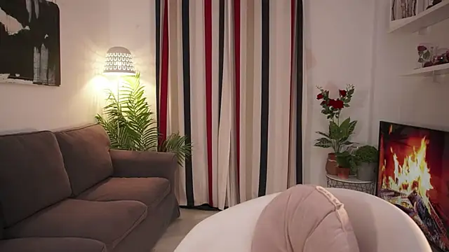 Raychell Black online show from March 12, 2026, 4:46 pm